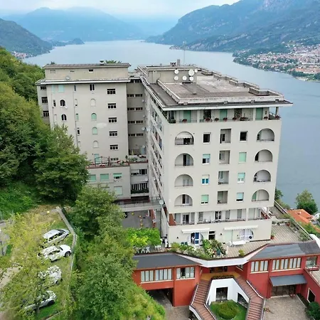 Casa דירה Valbrona